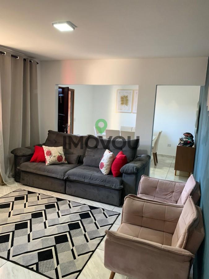 Casa, 3 quartos, 175 m² - Foto 1